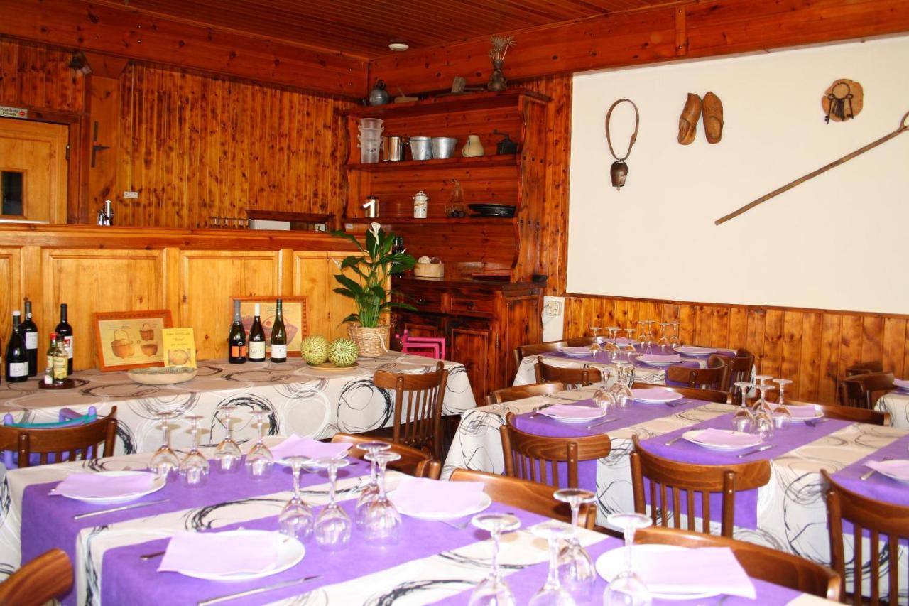 Hostal Pas De La Pera Aransá Esterno foto