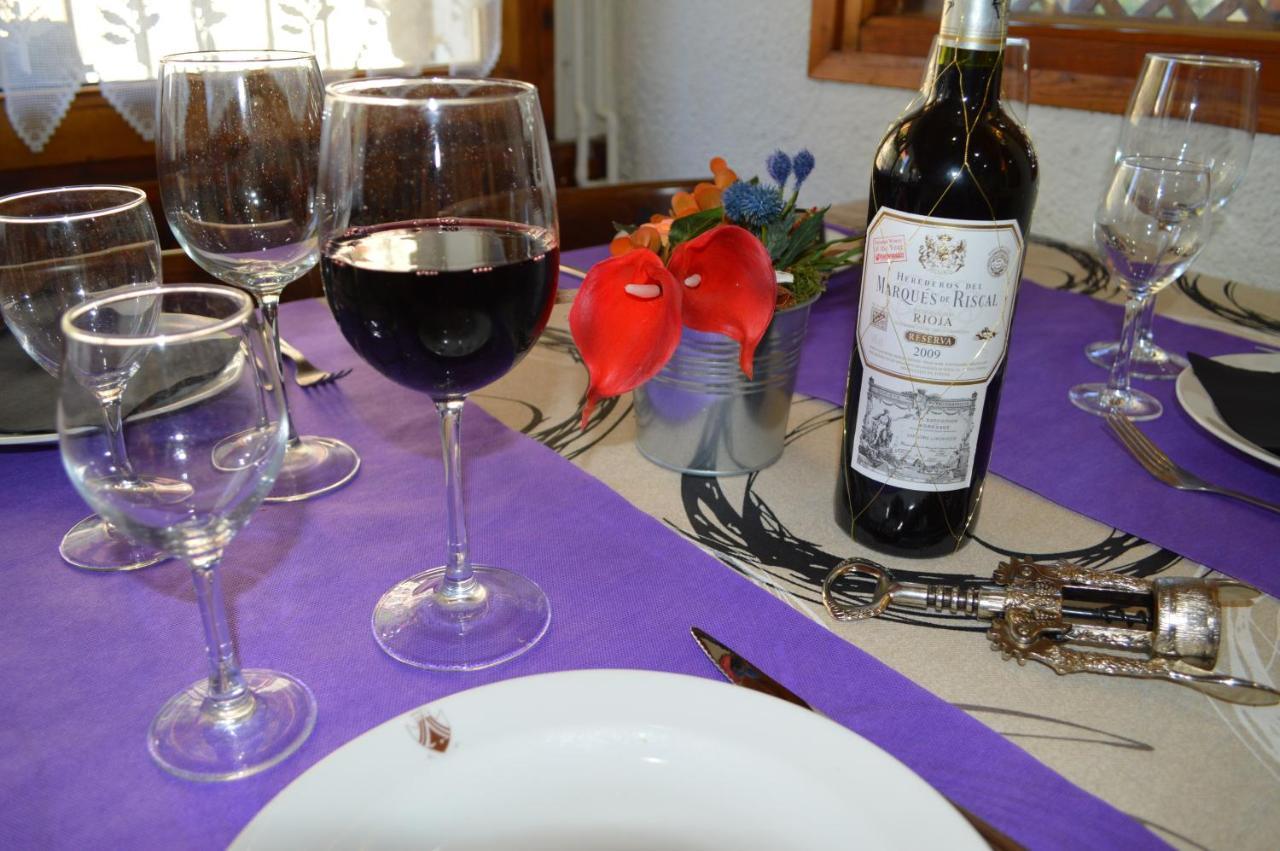 Hostal Pas De La Pera Aransá Esterno foto