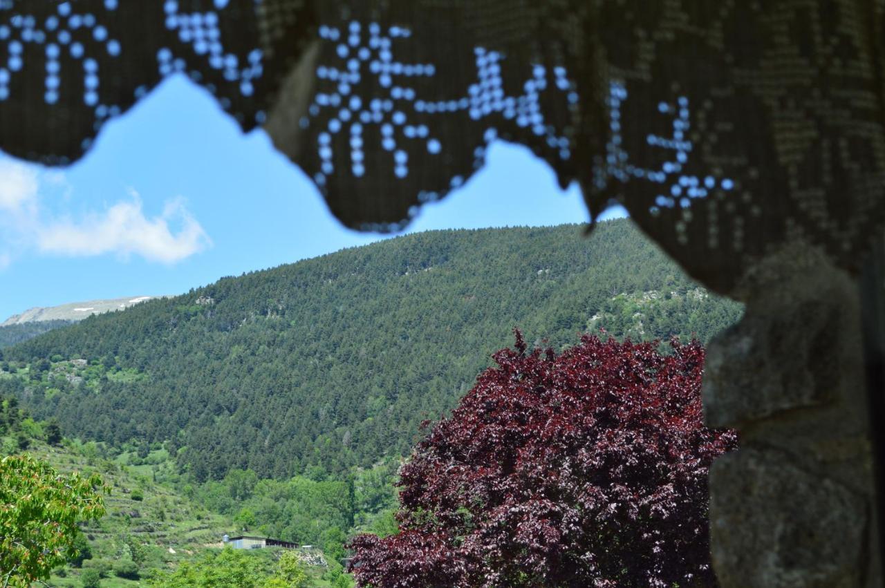 Hostal Pas De La Pera Aransá Esterno foto