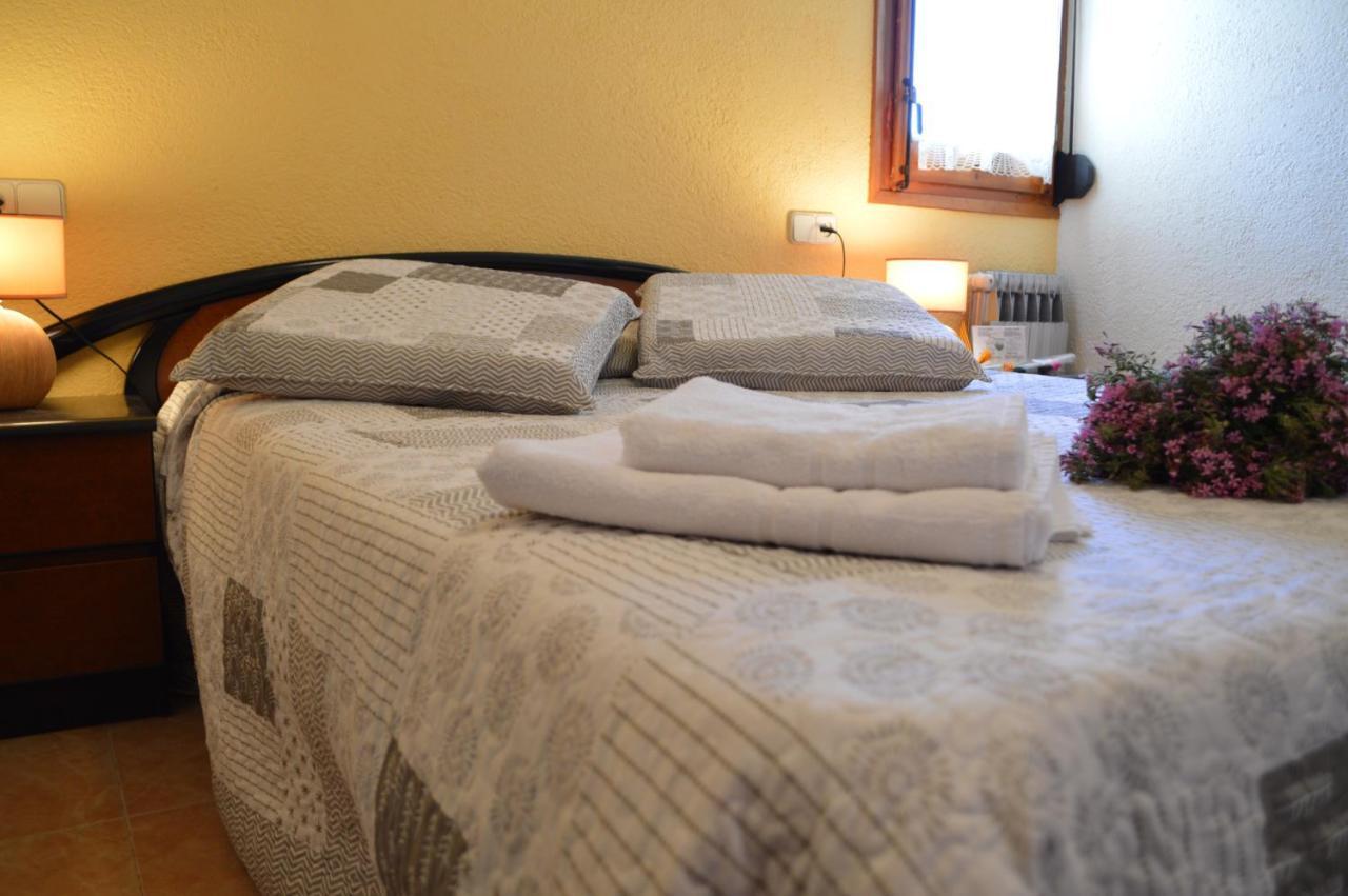 Hostal Pas De La Pera Aransá Esterno foto
