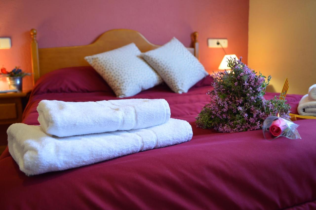 Hostal Pas De La Pera Aransá Esterno foto