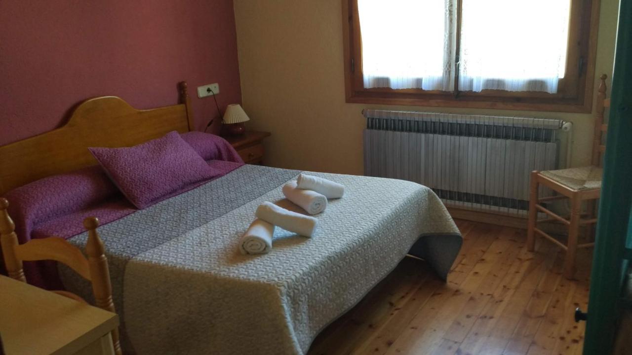 Hostal Pas De La Pera Aransá Esterno foto