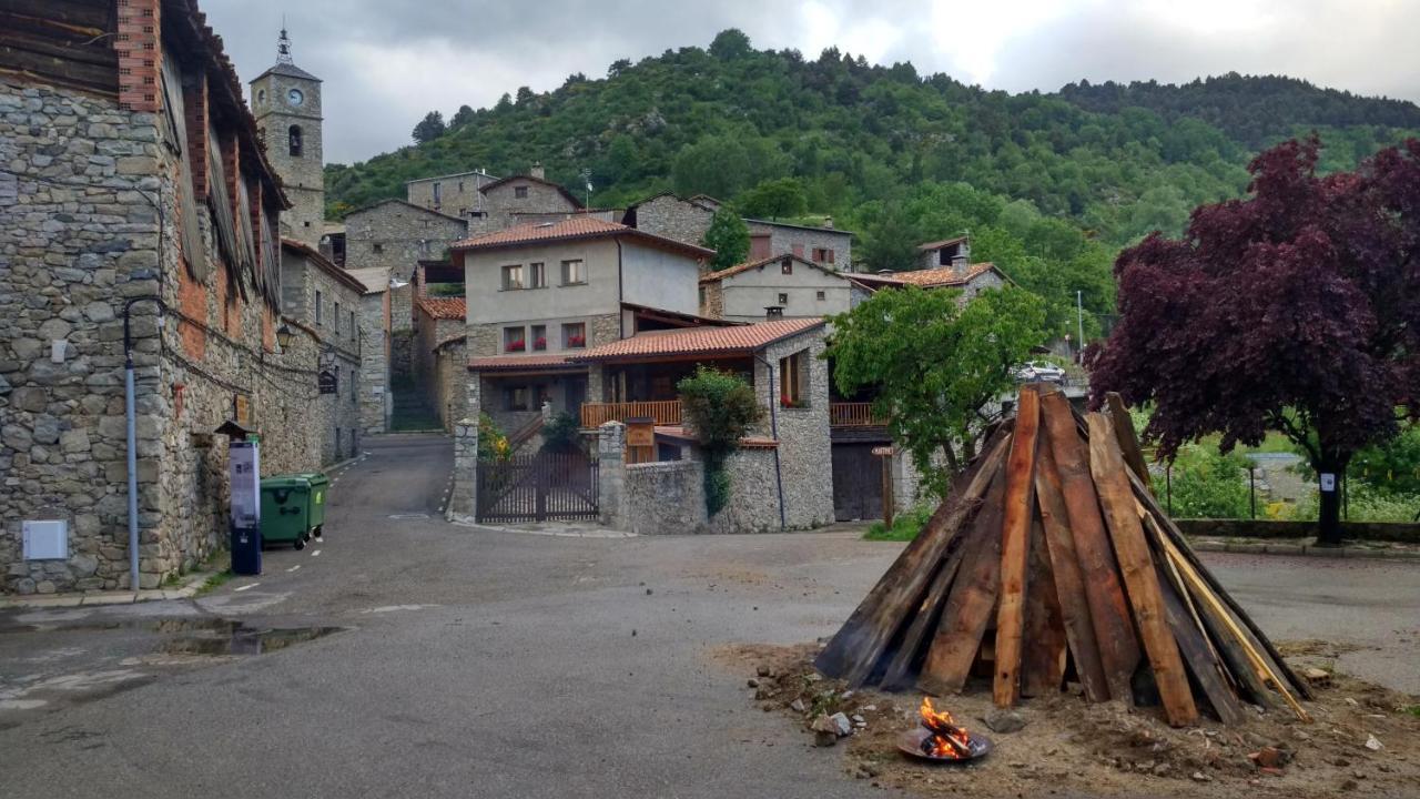 Hostal Pas De La Pera Aransá Esterno foto