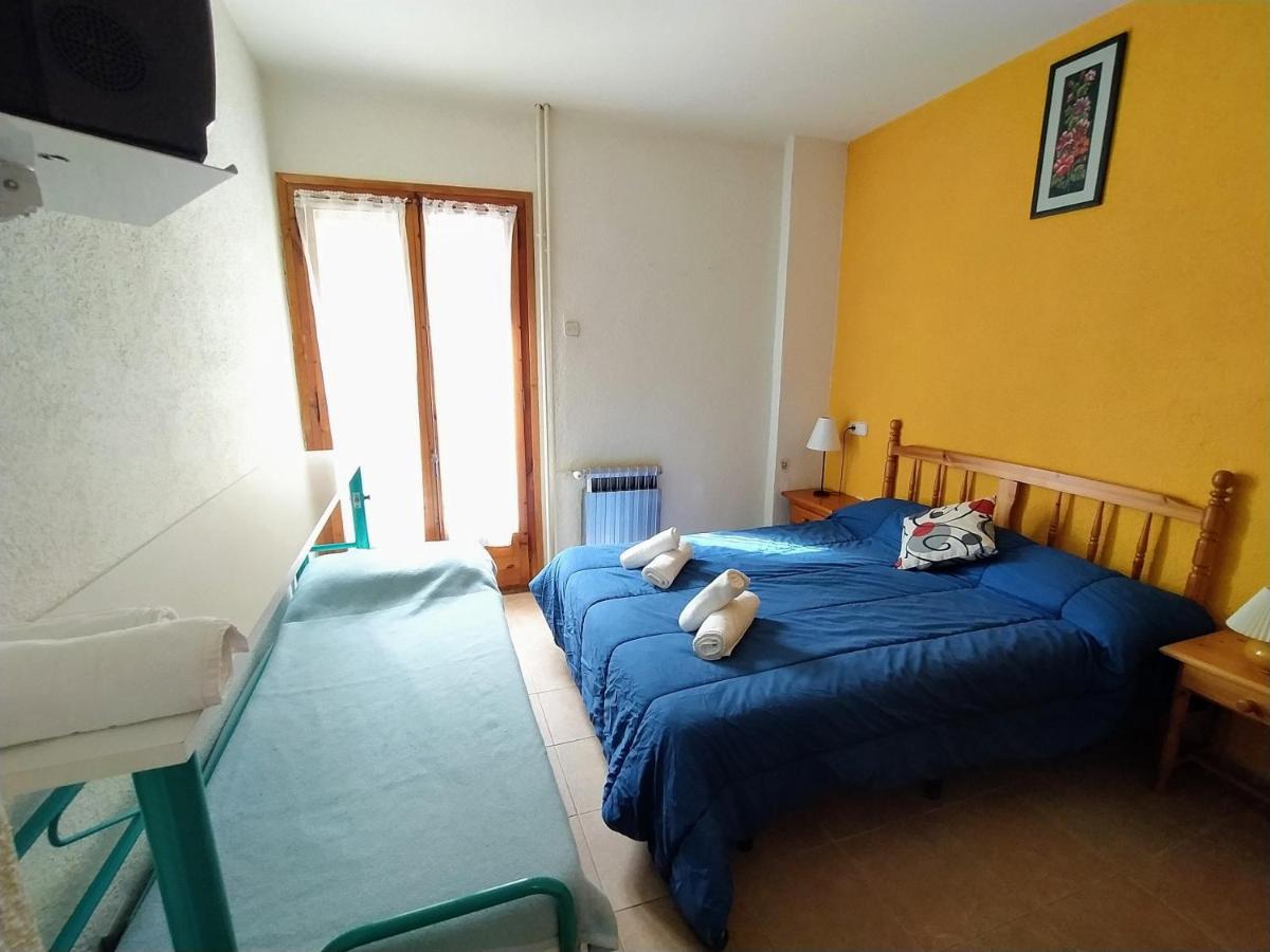 Hostal Pas De La Pera Aransá Esterno foto